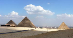 Piramidy.jpg